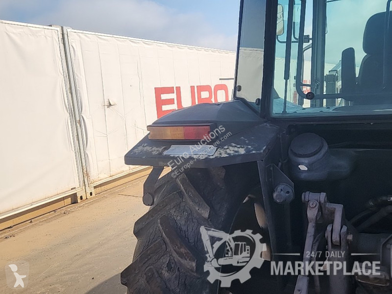 Сільськогосподарський трактор Massey Ferguson 3060