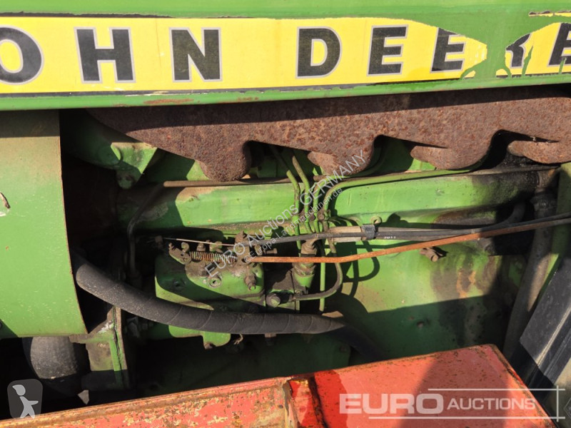 Lantbrukstraktor John Deere 2130