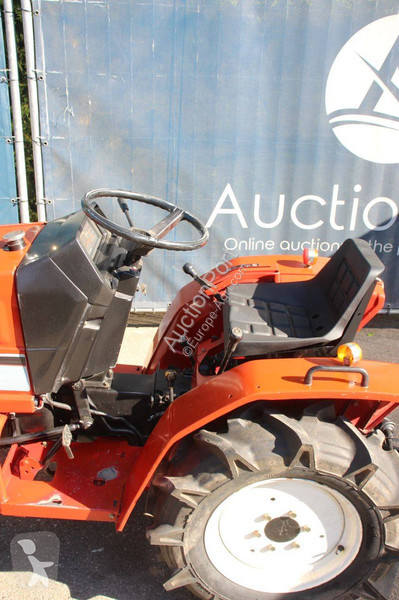 Lantbrukstraktor Mitsubishi MTX15