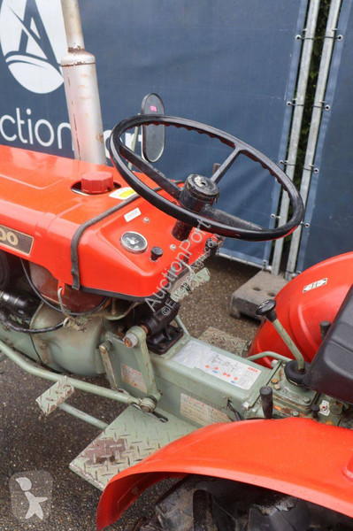Lantbrukstraktor Yanmar YM1300