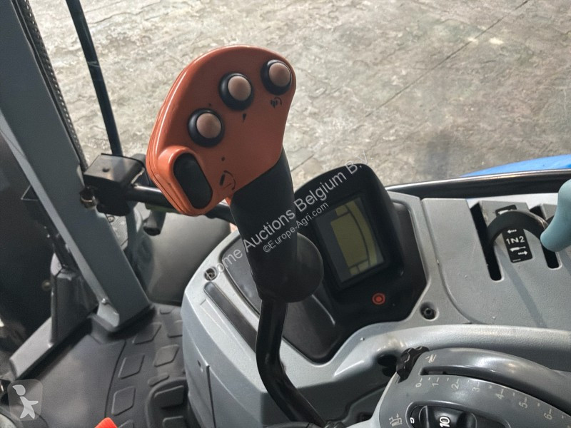 جرار زراعي New Holland T7.185
