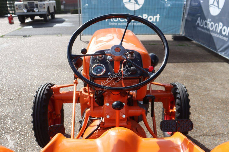 Tractor  AP 17