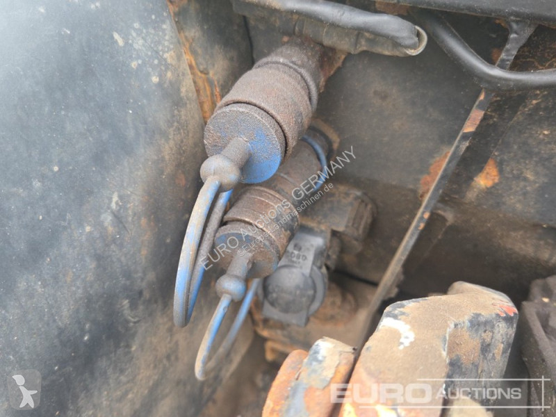Сільськогосподарський трактор New Holland TCE55