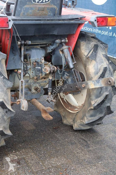 Сільськогосподарський трактор Yanmar...