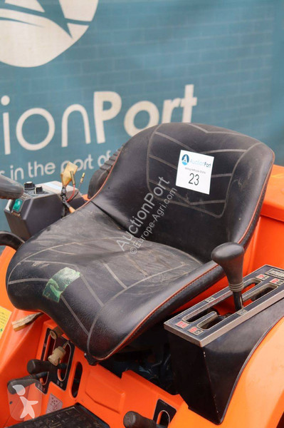 Сільськогосподарський трактор Kubota B1-14 Bulltra