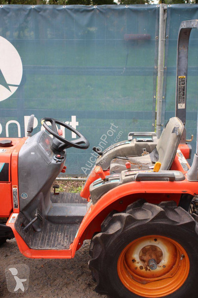Сільськогосподарський трактор Kubota...