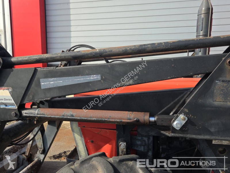 Ciągnik Massey Ferguson MF394-4H