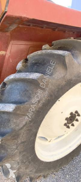 Tractor New Holland 88-93