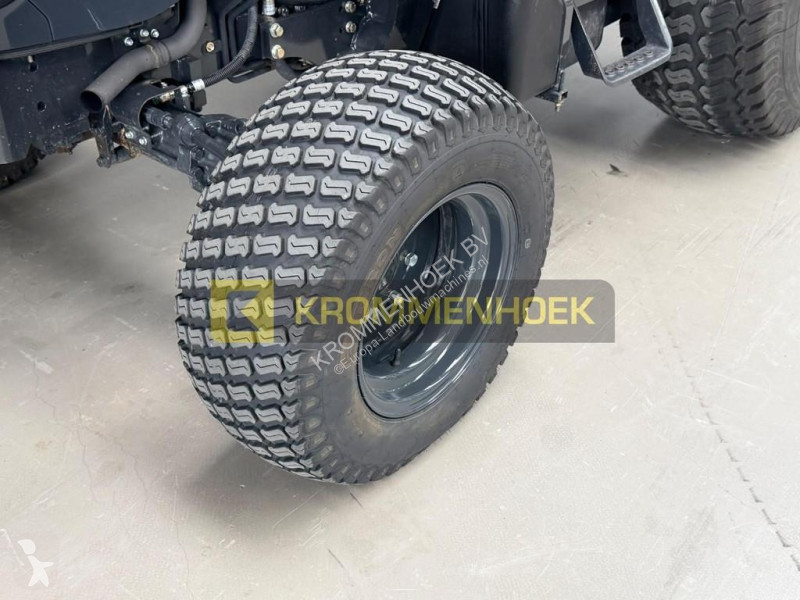 Ciągnik Branson 5025CH