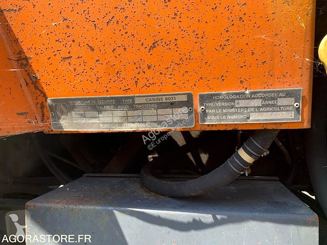 Tractor agrícola