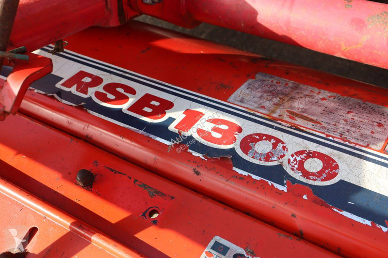Tractor agrícola Yanmar YM2000B