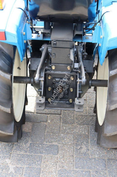Tractor agrícola Mitsubishi MT1601D
