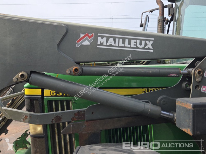 Ciągnik John Deere 6310