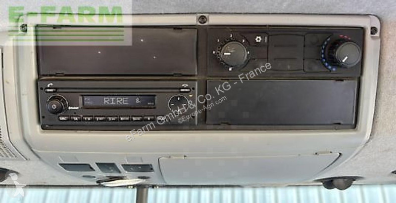 Трактор Valtra  n135