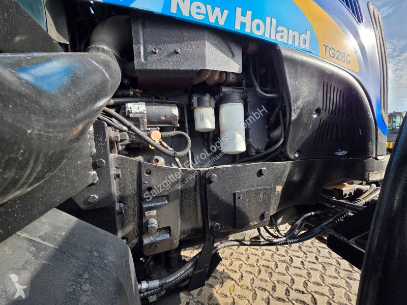 Tracteur agricole New Holland TG 230