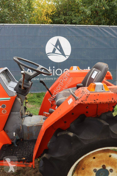 Tracteur agricole Kubota Sunshine ZL1-205D