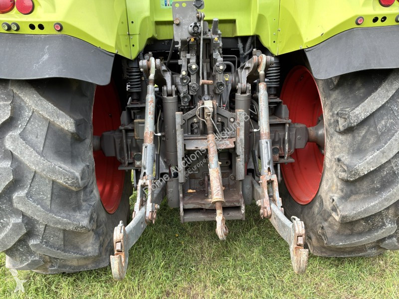 Tracteur agricole Claas Arion 640 Cis