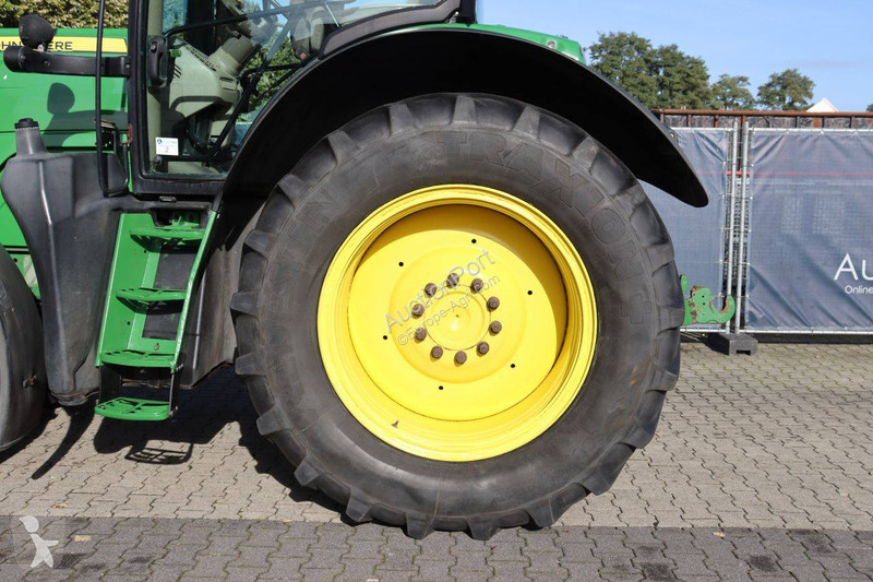 Zemědělský traktor John Deere 6170 R