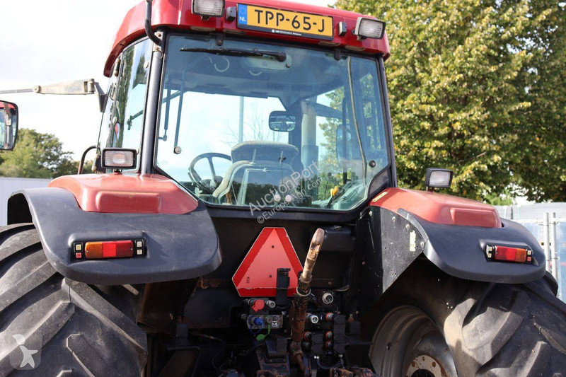 Zemědělský traktor Case IH MX135