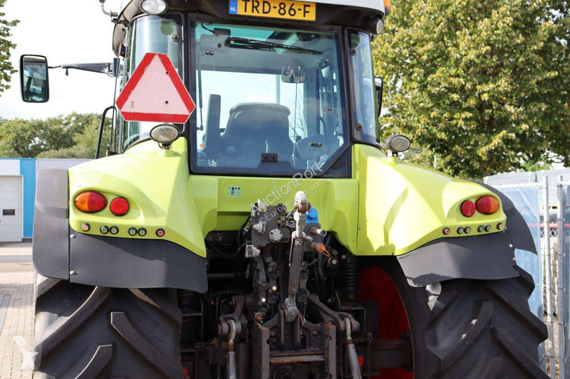 Zemědělský traktor Claas Arion 620
