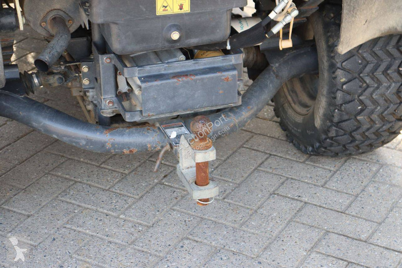 Zemědělský traktor Kubota RTV900