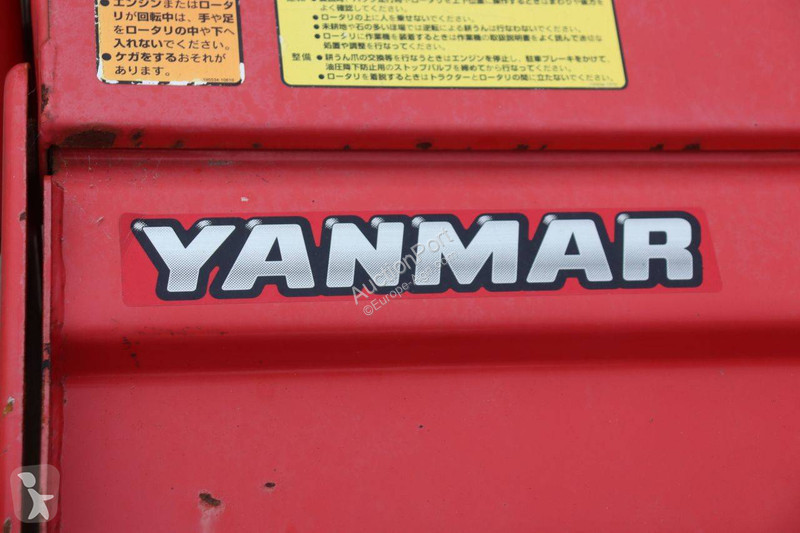 Zemědělský traktor Yanmar CT118
