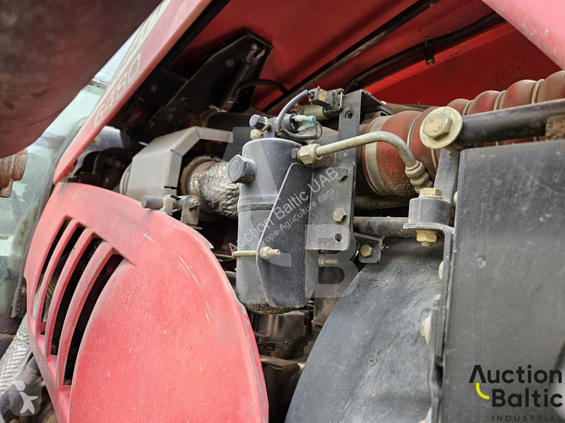 Zemědělský traktor Massey Ferguson 6480