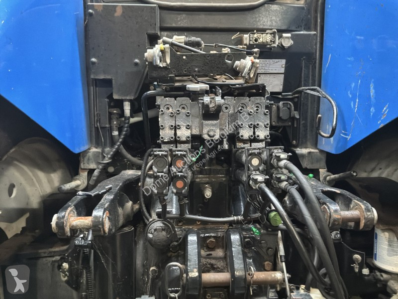 Zemědělský traktor New Holland T7.220 4WD SA