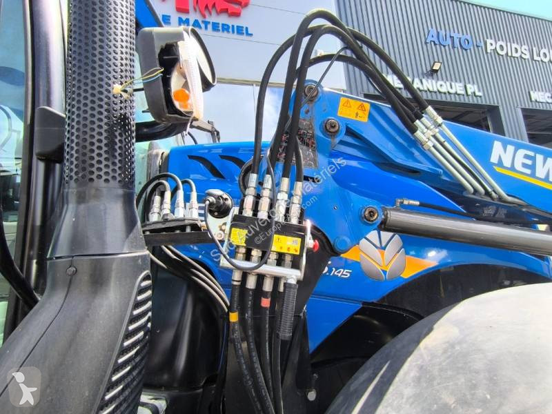 Tracteur agricole New Holland T6.145 + Chargeur
