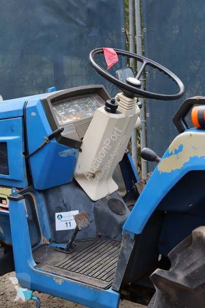 جرار زراعي Iseki TU180F
