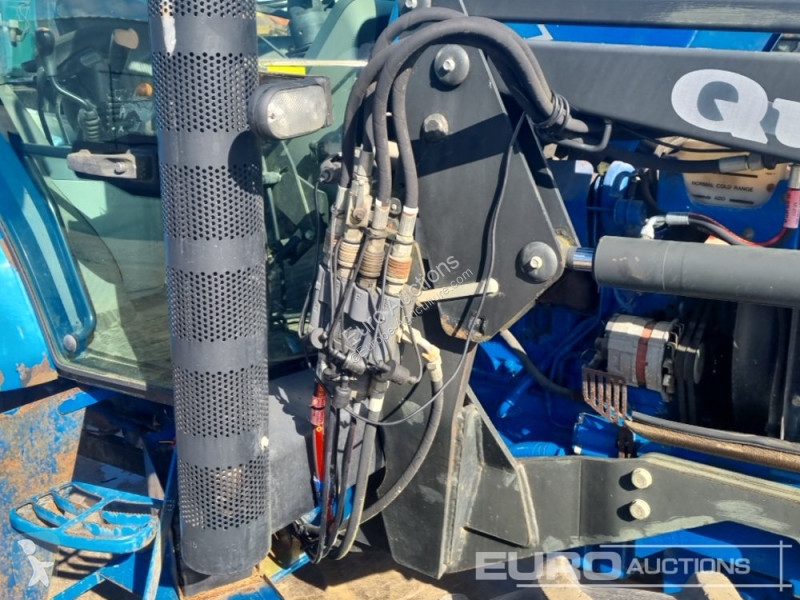 Tracteur agricole  CX85
