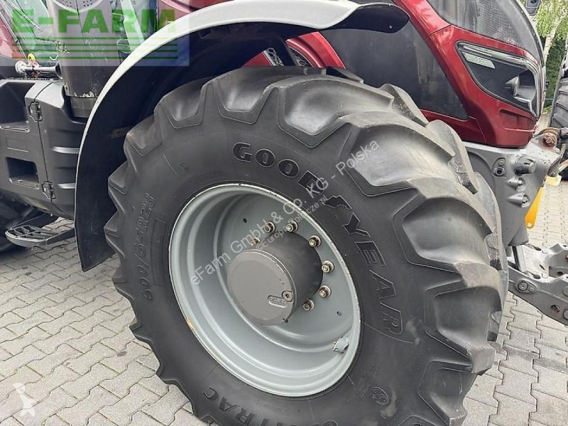 Valtra  t234 versu smarttouch tractor