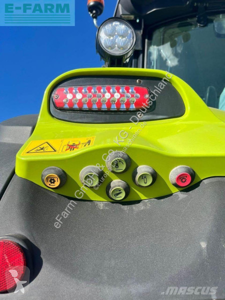 Lantbrukstraktor Claas  axion 870 cmatic