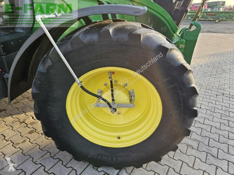 Landbrugstraktor John Deere  6140r premium