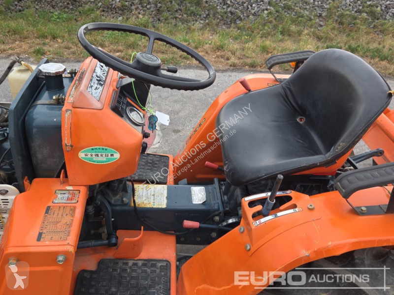 جرار زراعي Kubota B1402DT