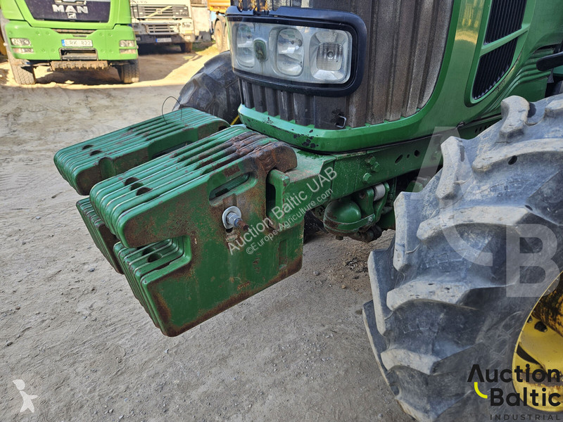 Lantbrukstraktor John Deere 6630 Premium