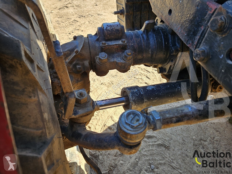 Lantbrukstraktor Belarus MTZ 1025