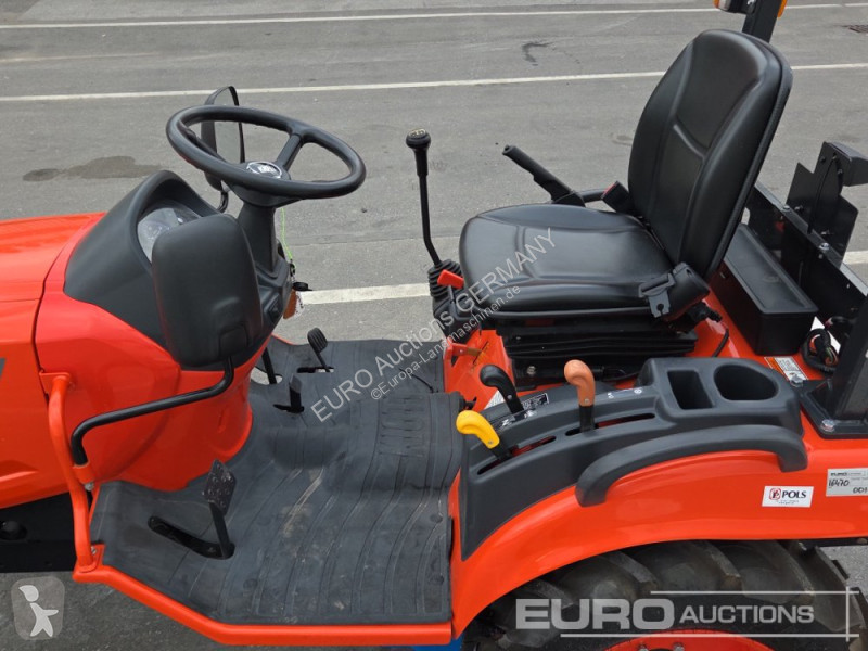 Tractor Kioti CS 2220M
