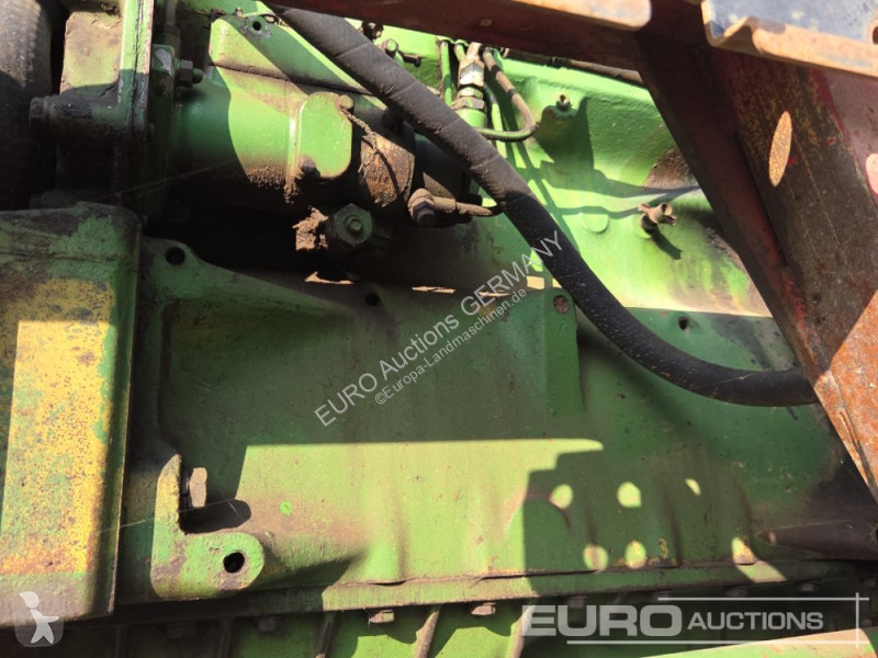 Lantbrukstraktor John Deere 2130