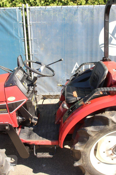 Lantbrukstraktor Mitsubishi MT205