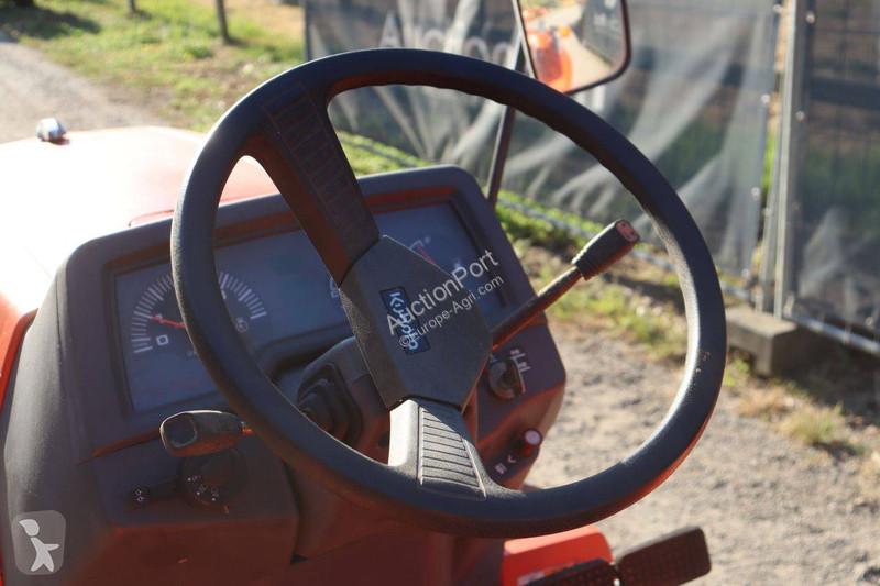 جرار زراعي Kubota GT21