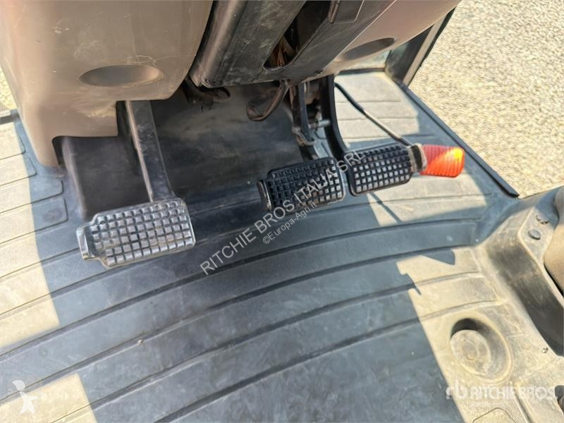 Сільськогосподарський трактор Case 105 JXU 4WD...