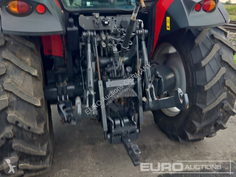 Tractor Massey Ferguson 5711