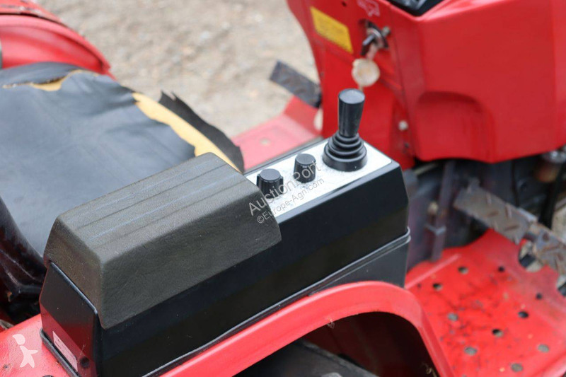 Shibaura P15F tractor