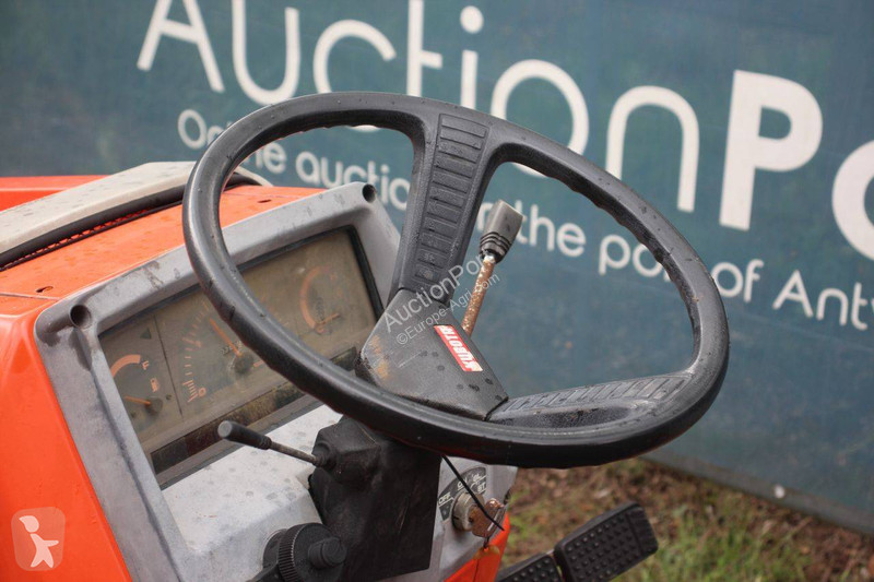 Kubota ASTE A-15 tractor