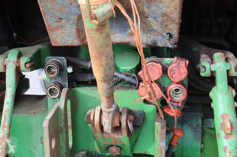 John Deere 2250 tractor