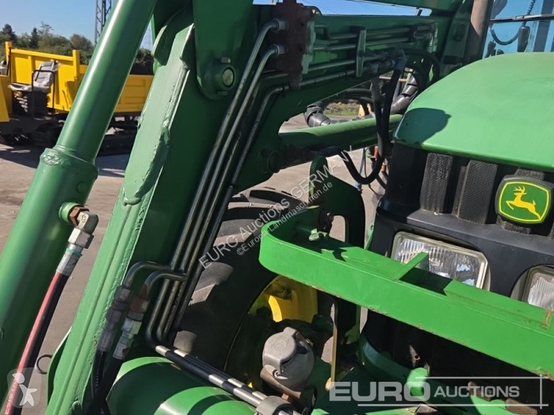 Tractor John Deere 5820