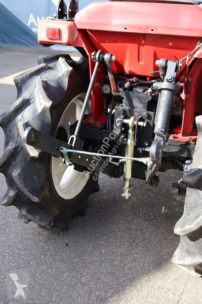 Tractor agrícola Mitsubishi MT205