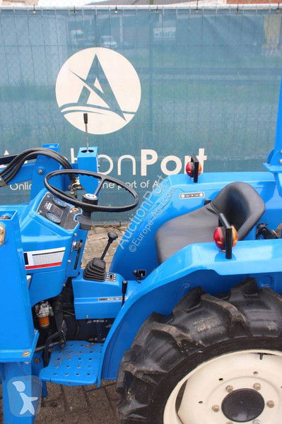 Tractor agrícola Iseki TU1700F