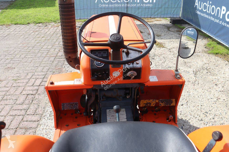 Tracteur agricole Kubota ZB1600